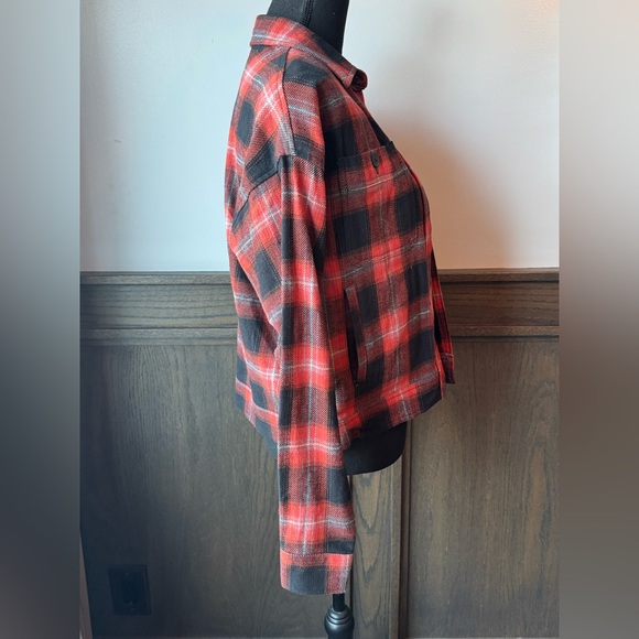 Bass Outdoor Red and Black Plaid Jacket shacket XS - Picture 6 of 9